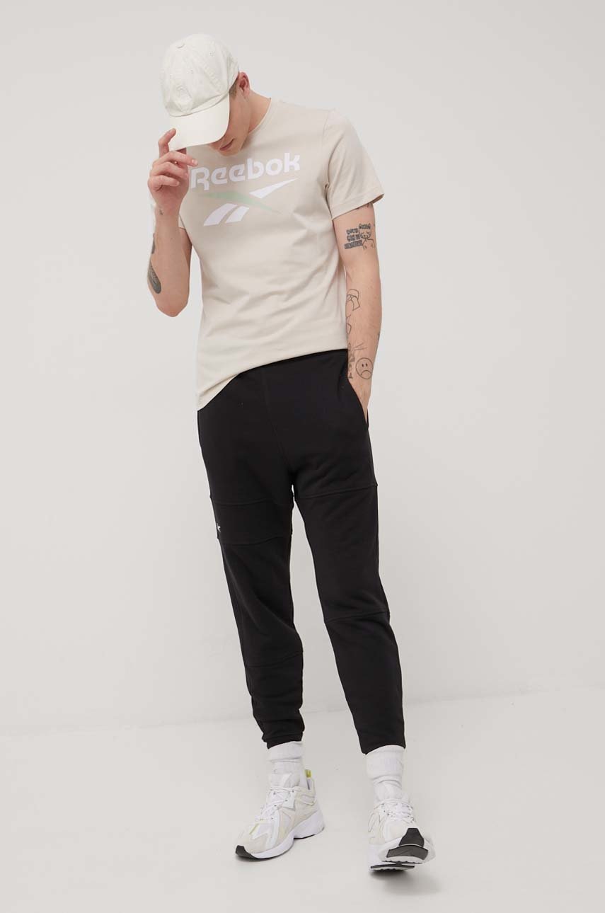

Брюки Reebok HB5949 мужские цвет чёрный однотонные