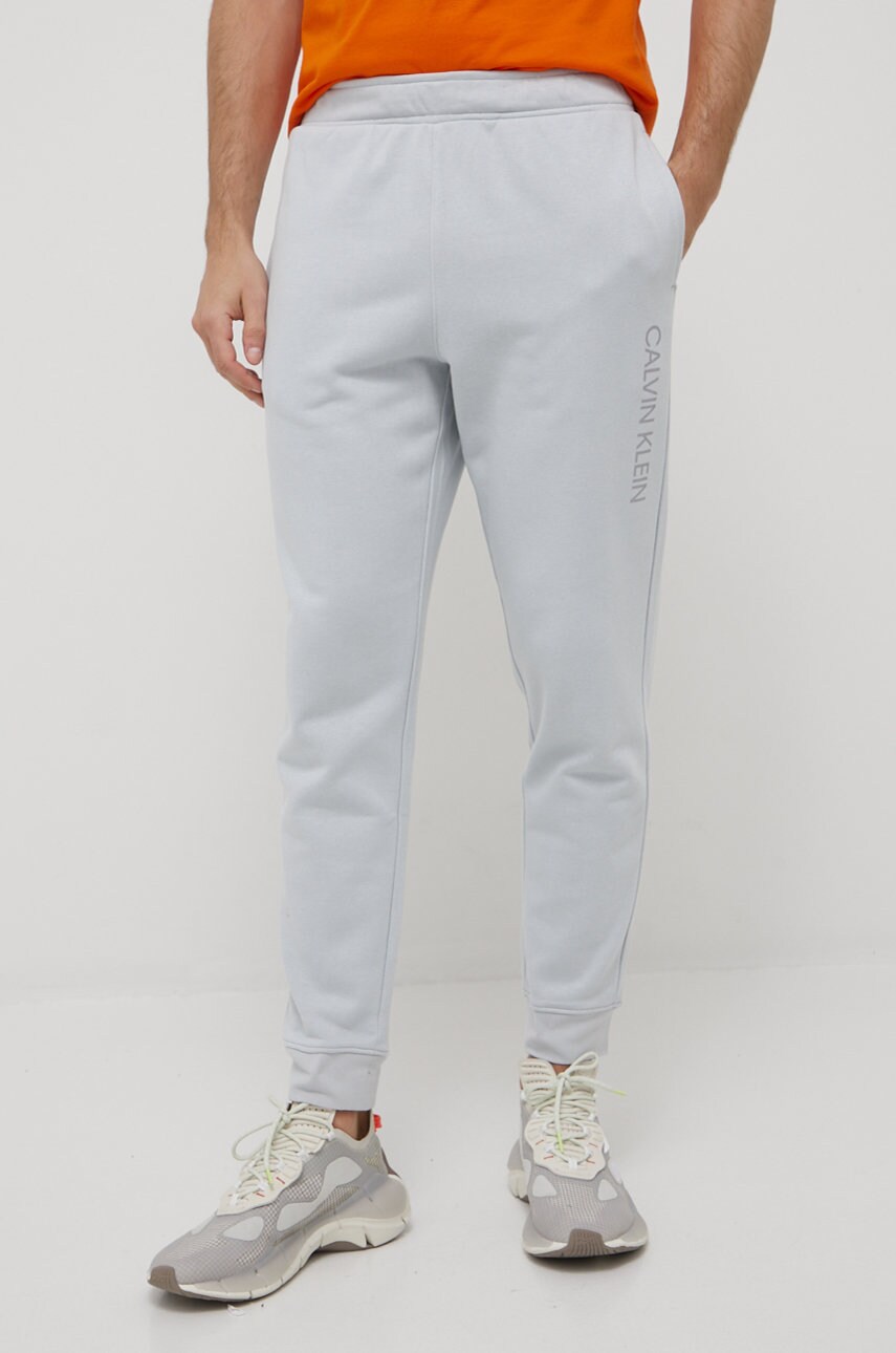 

Панталони Calvin Klein Performance мъжко в сиво с принт, Сив