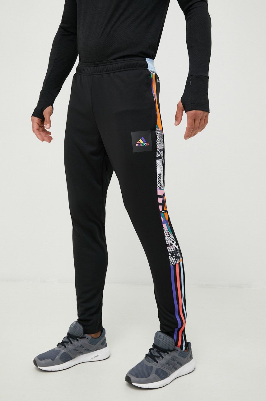 Adidas Performance spodnie treningowe Tiro Pride męskie kolor czarny z aplikacją