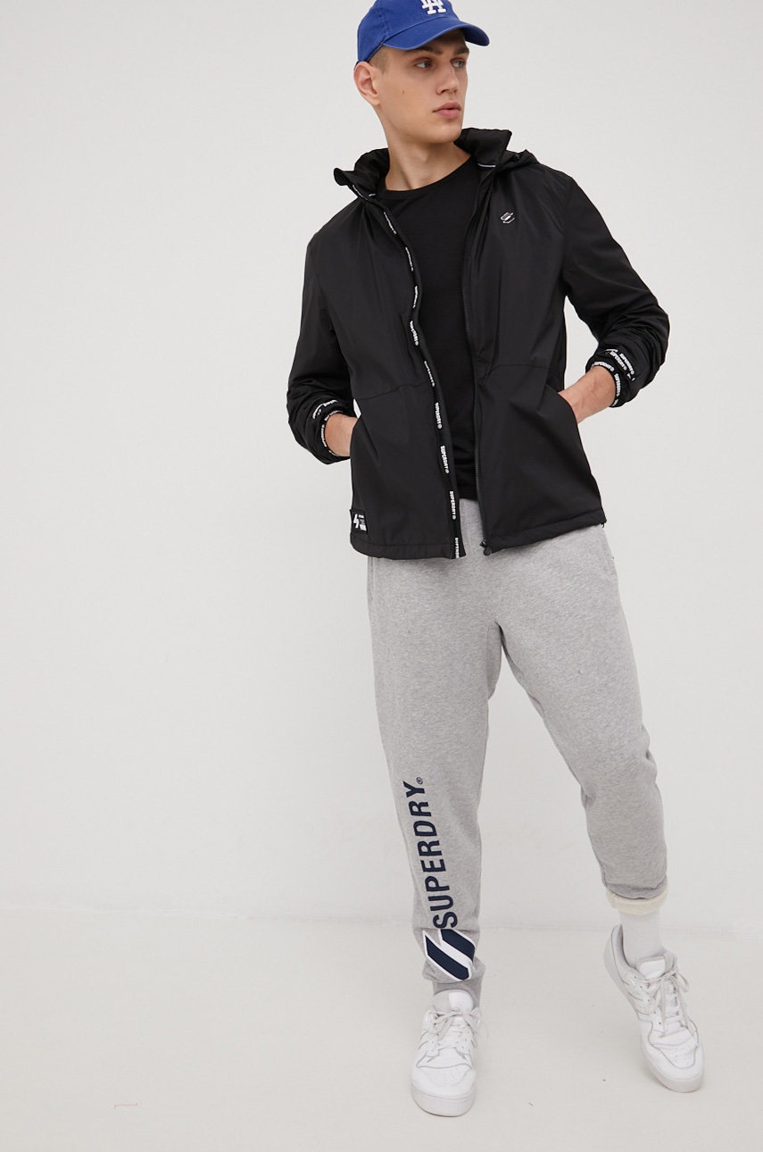 

Спортивные штаны Superdry мужские цвет серый однотонные