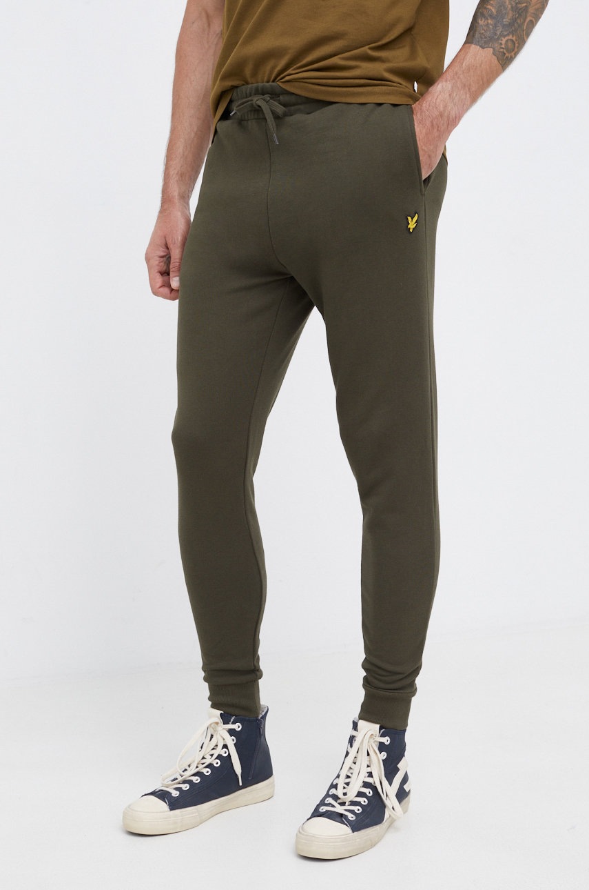 Lyle & Scott pantaloni de bumbac barbati, culoarea verde, neted