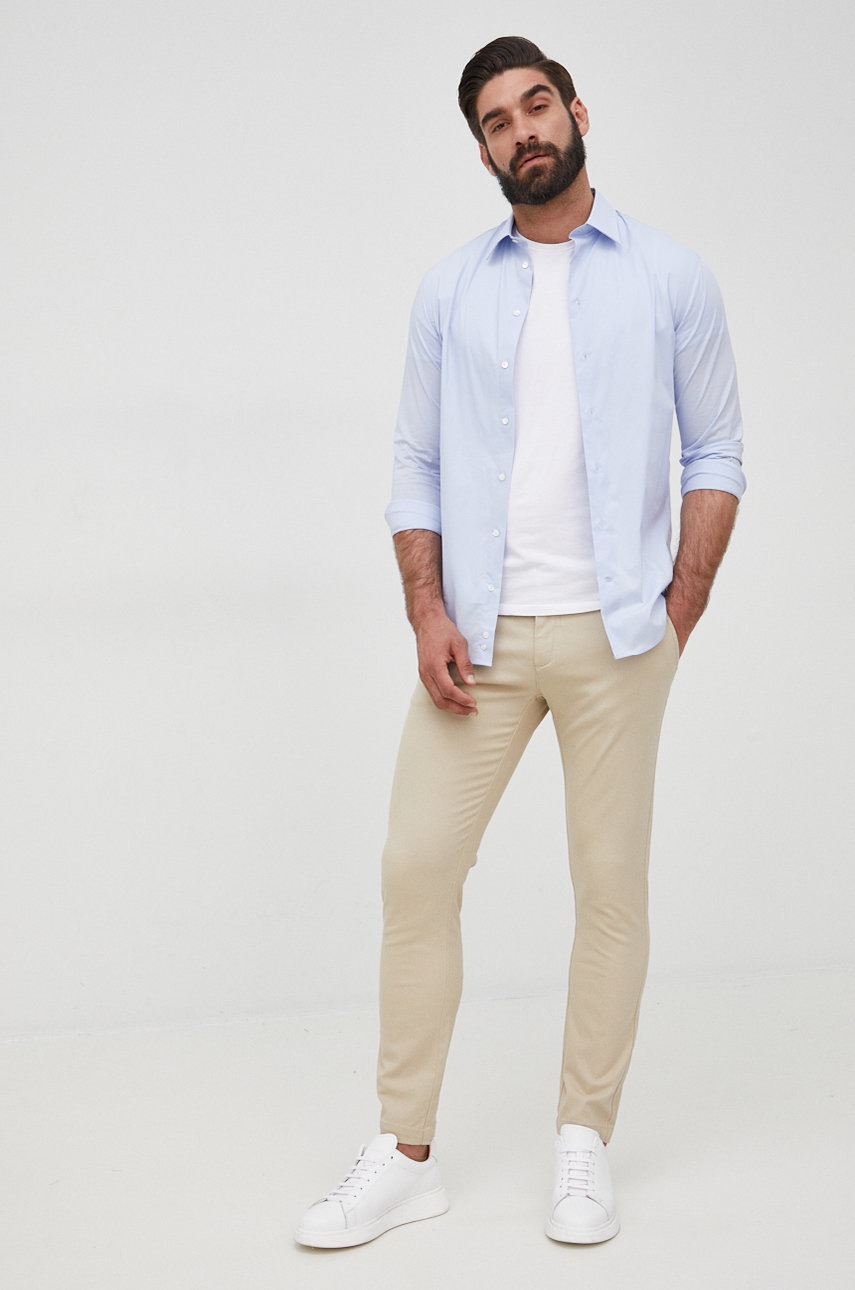 

Брюки Lyle & Scott мужские цвет бежевый фасон chinos