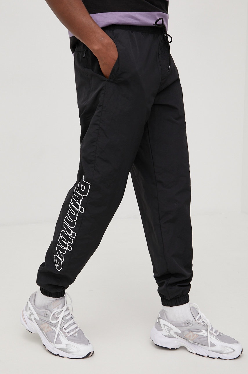 

Спортивні штани Primitive Cut N Sew чоловічі колір чорний з принтом