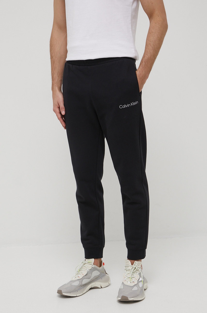 

Спортен панталон Calvin Klein Performance мъжко в черно с изчистен дизайн, Черен