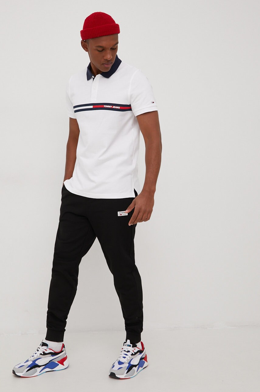 

Спортивные штаны Tommy Jeans мужские цвет чёрный однотонные