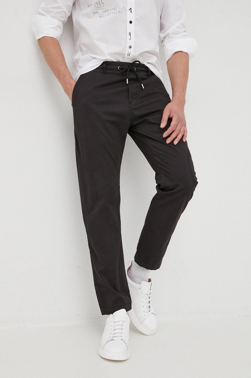 Desigual pantaloni barbati, culoarea negru, drept answear.ro