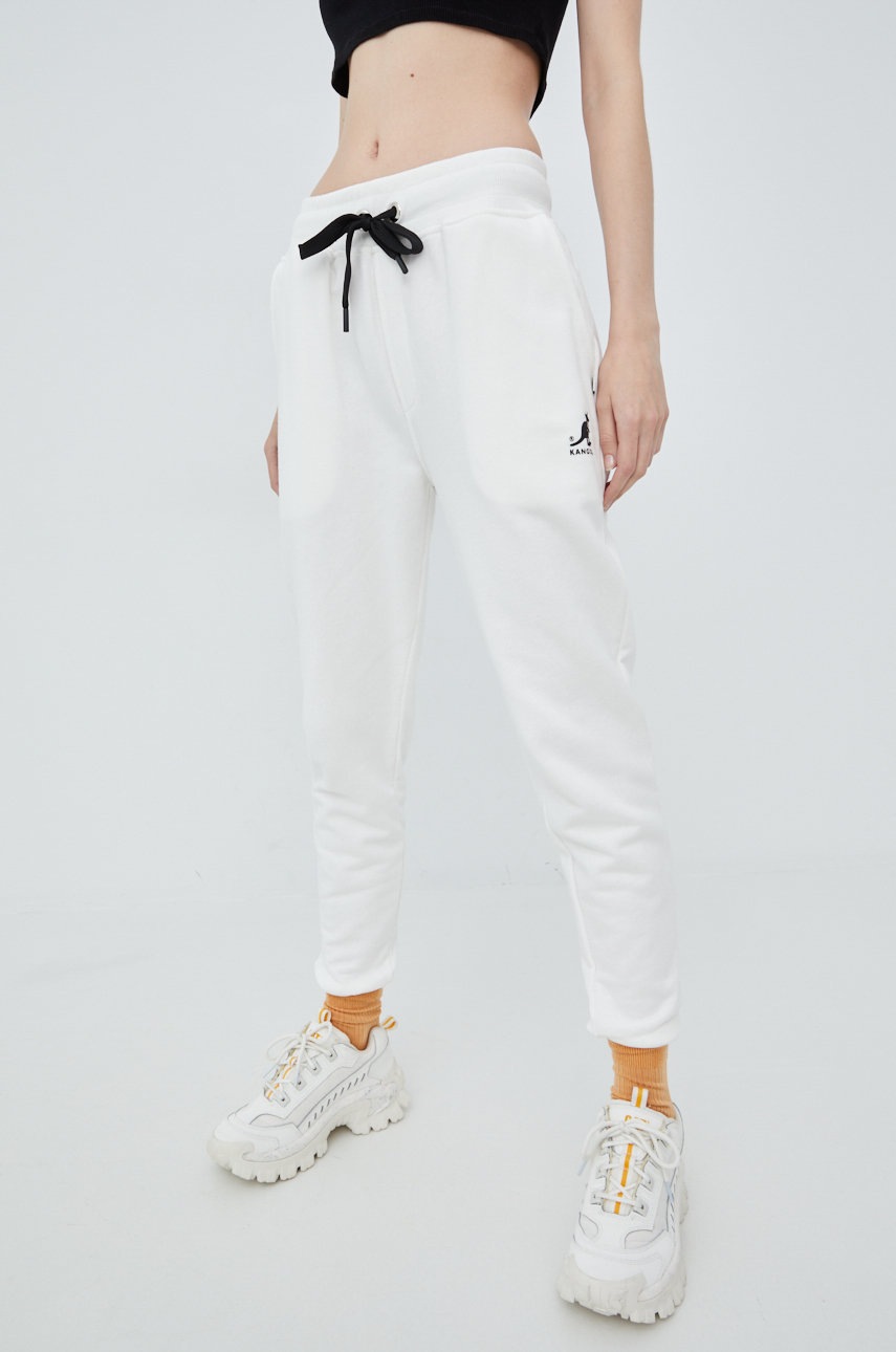 

Хлопковые спортивные штаны Kangol цвет белый однотонные
