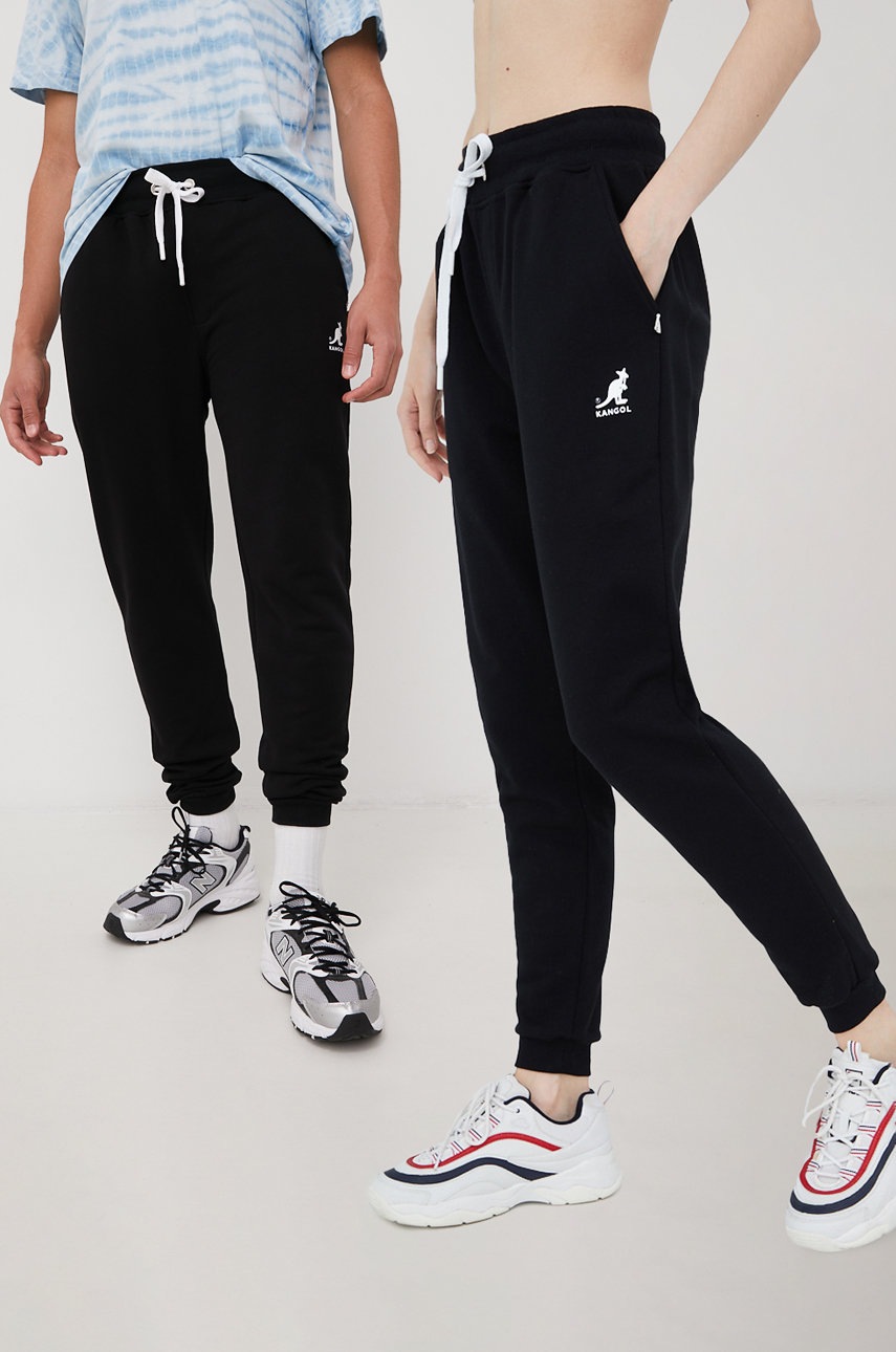 

Бавовняні спортивні штани Kangol колір чорний однотонні KLEU007-117
