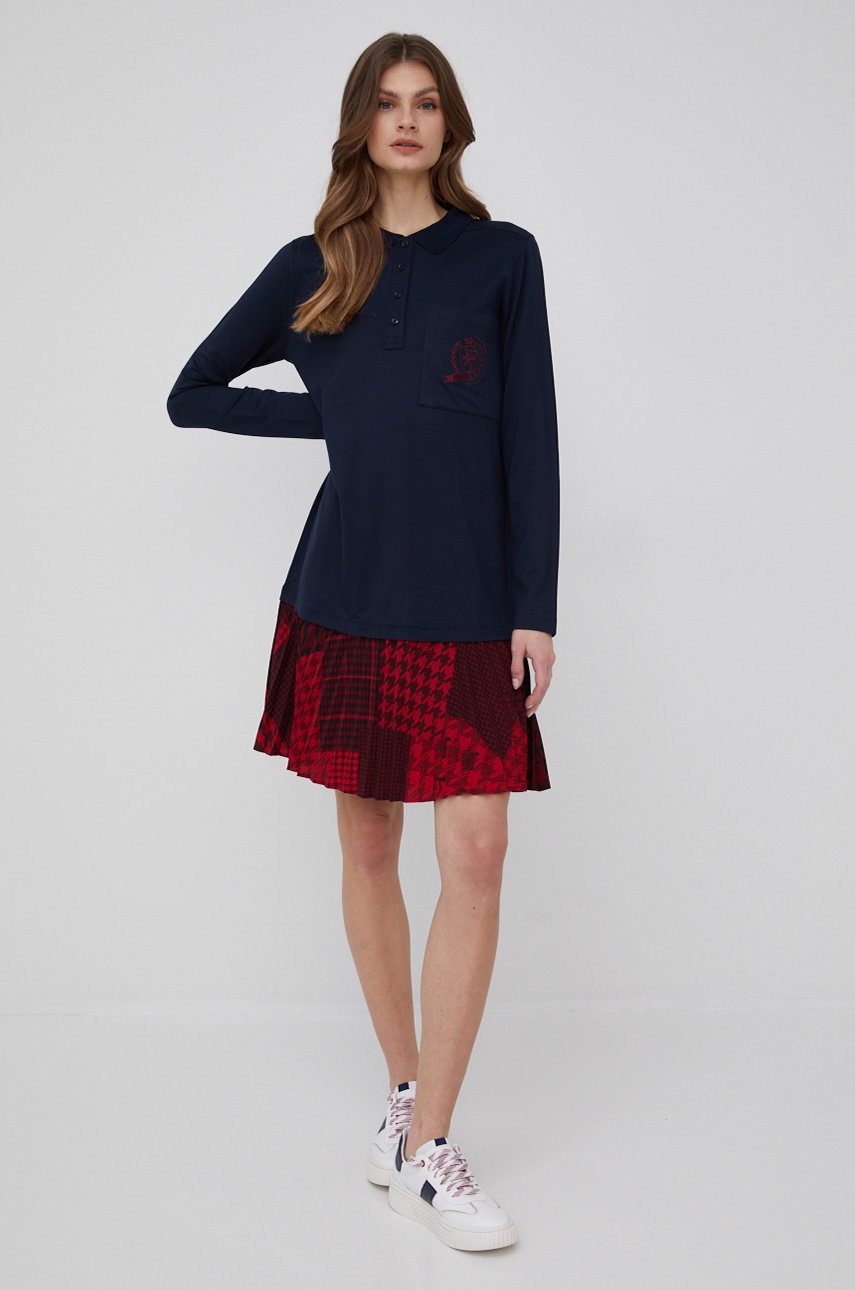 

Рокля Tommy Hilfiger Icon в тъмносиньо къс модел разкроен модел, Тъмносин