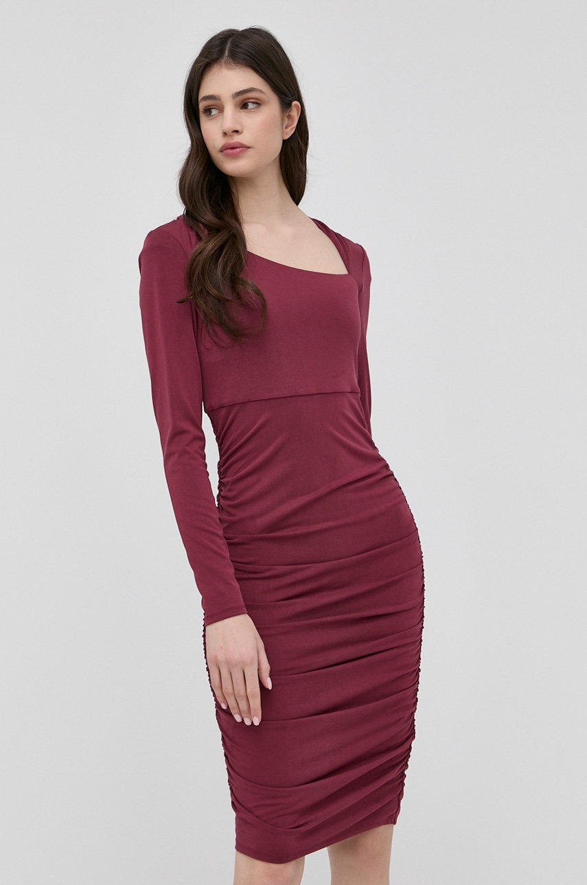 

Сукня Guess колір бордовий mini облягаюча