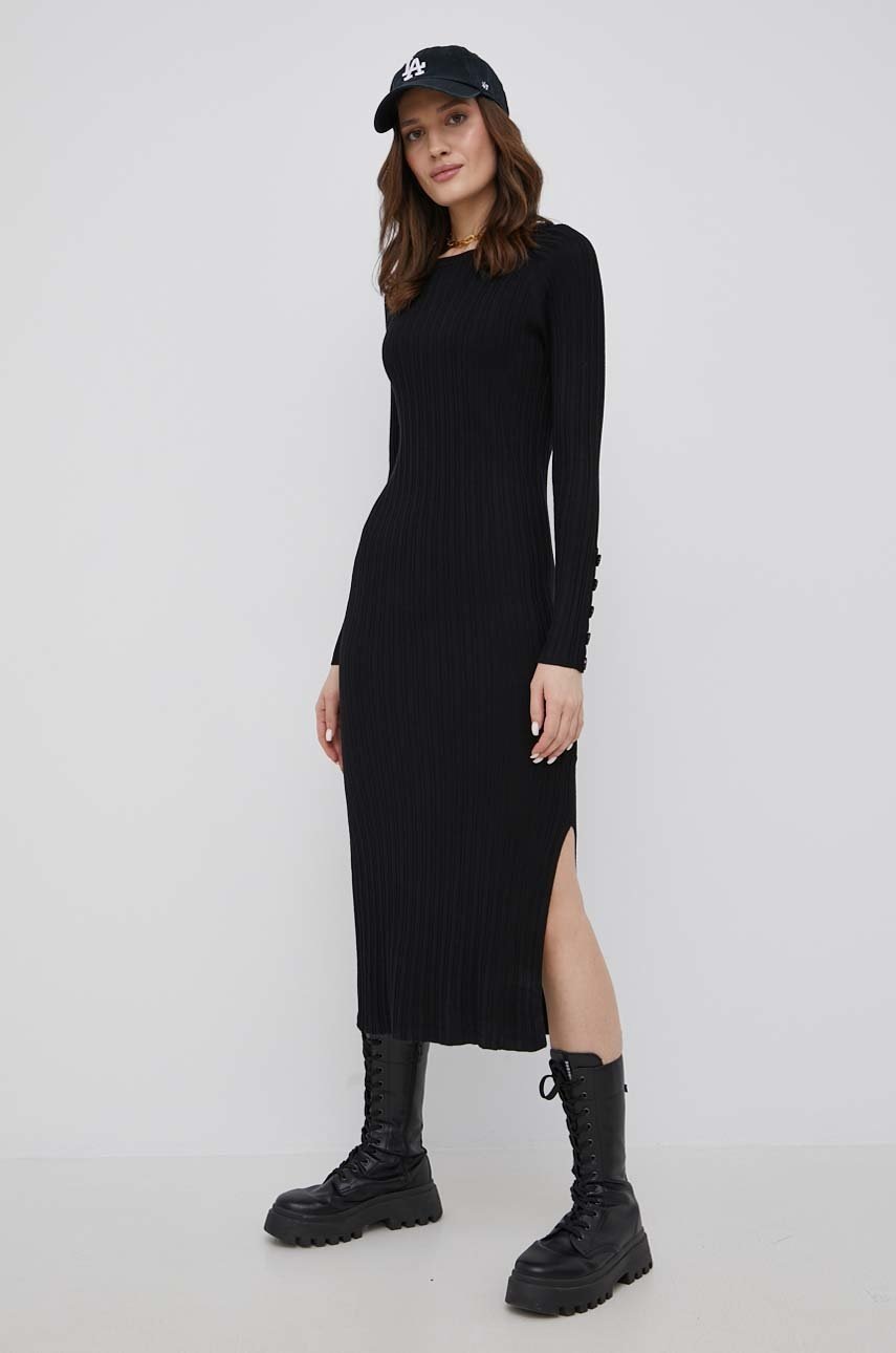 

Рокля Only в черно среднодълъг модел с кройка по тялото, Черен