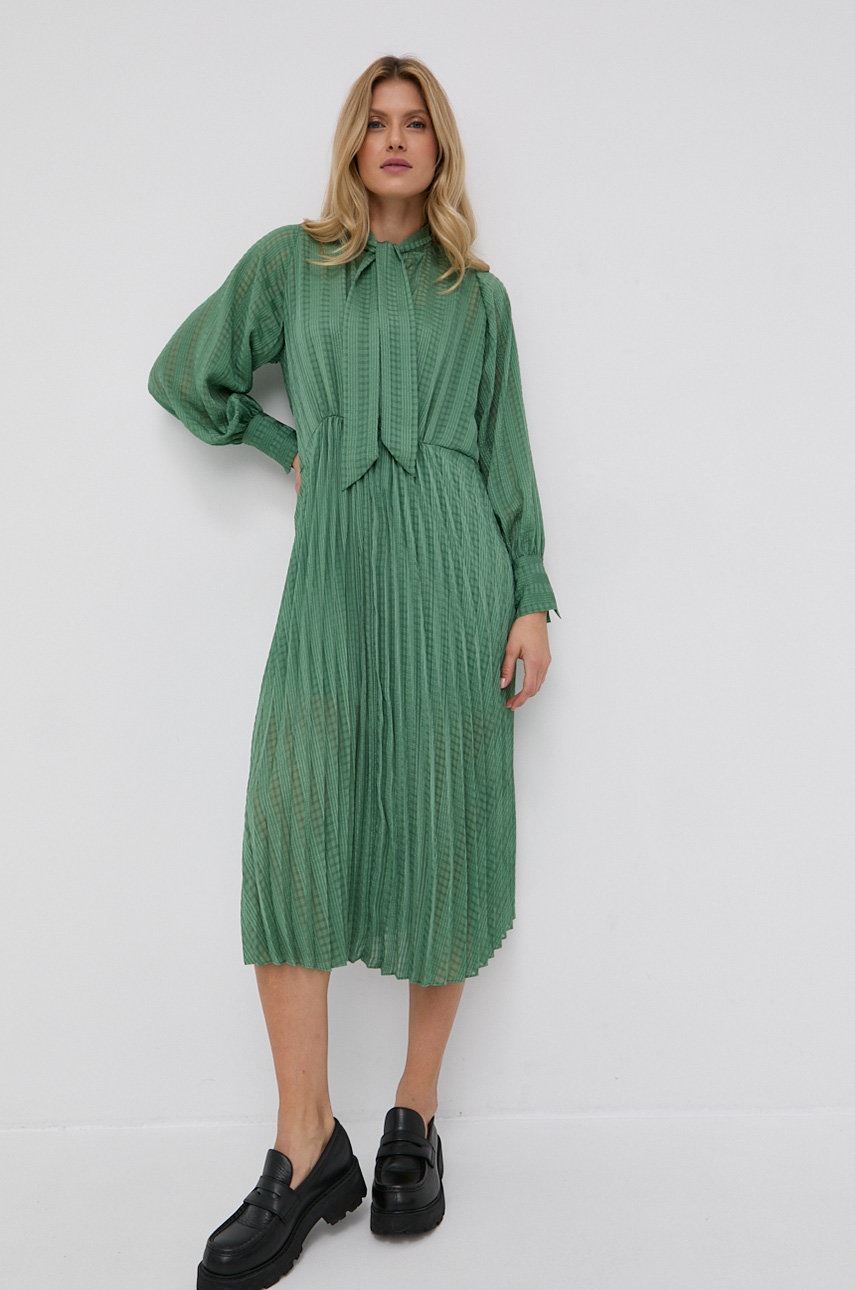 

Платье Samsoe Samsoe midi oversize