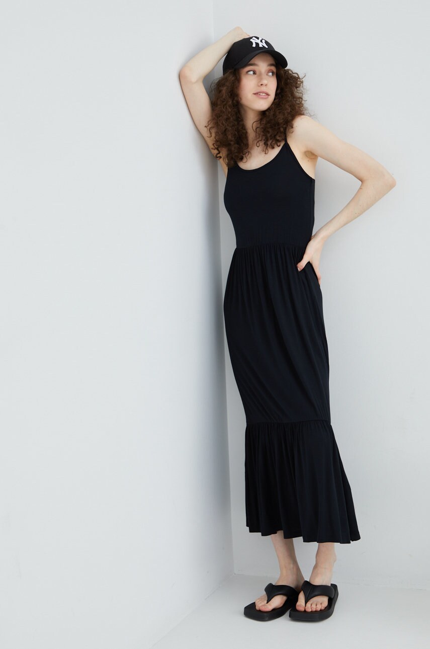 Pieces rochie culoarea negru, maxi, evazati