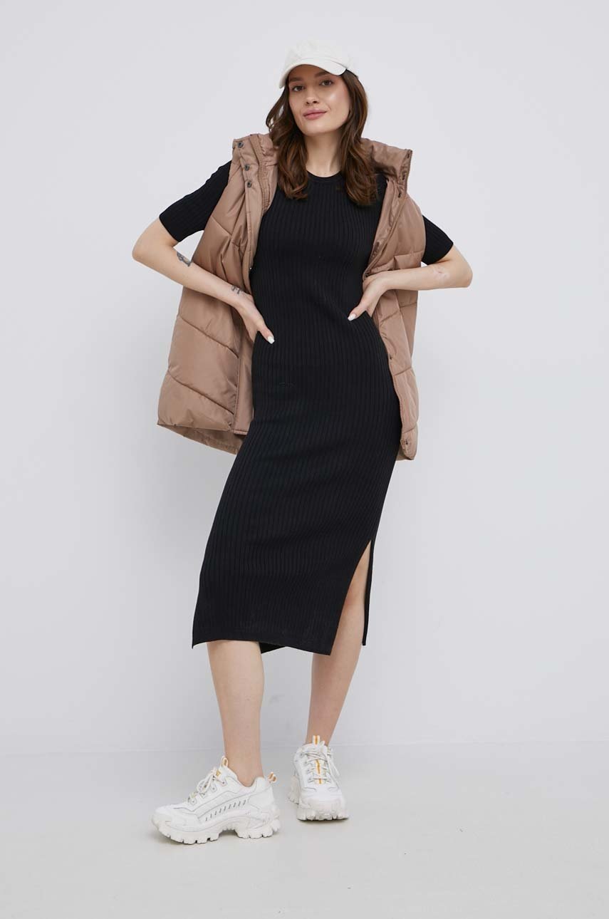 

Платье Vero Moda цвет чёрный midi облегающая