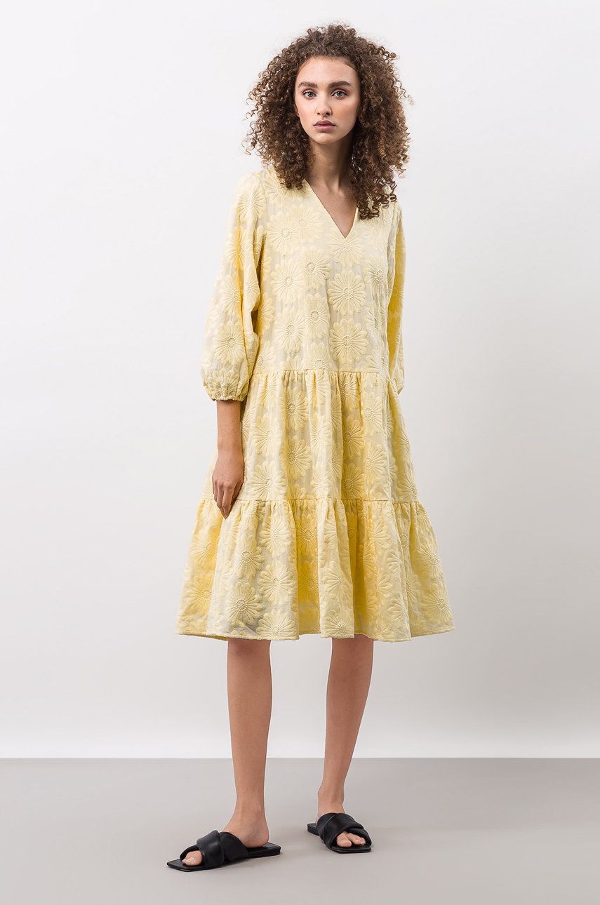 Bavlněné šaty Ivy & Oak béžová barva, mini, áčková
