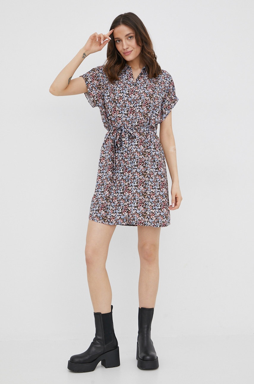 

Сукня Vero Moda колір чорний mini розкльошена