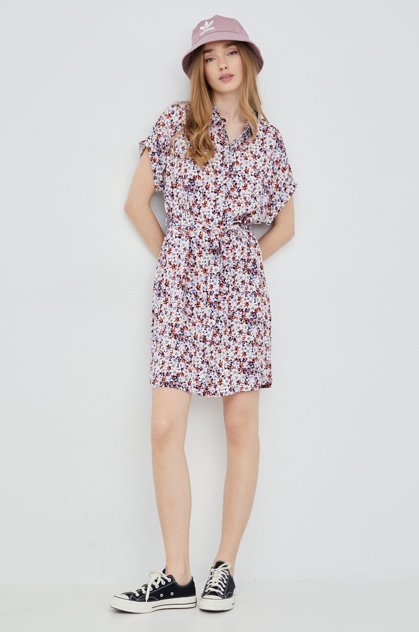 

Платье Vero Moda цвет чёрный mini прямая