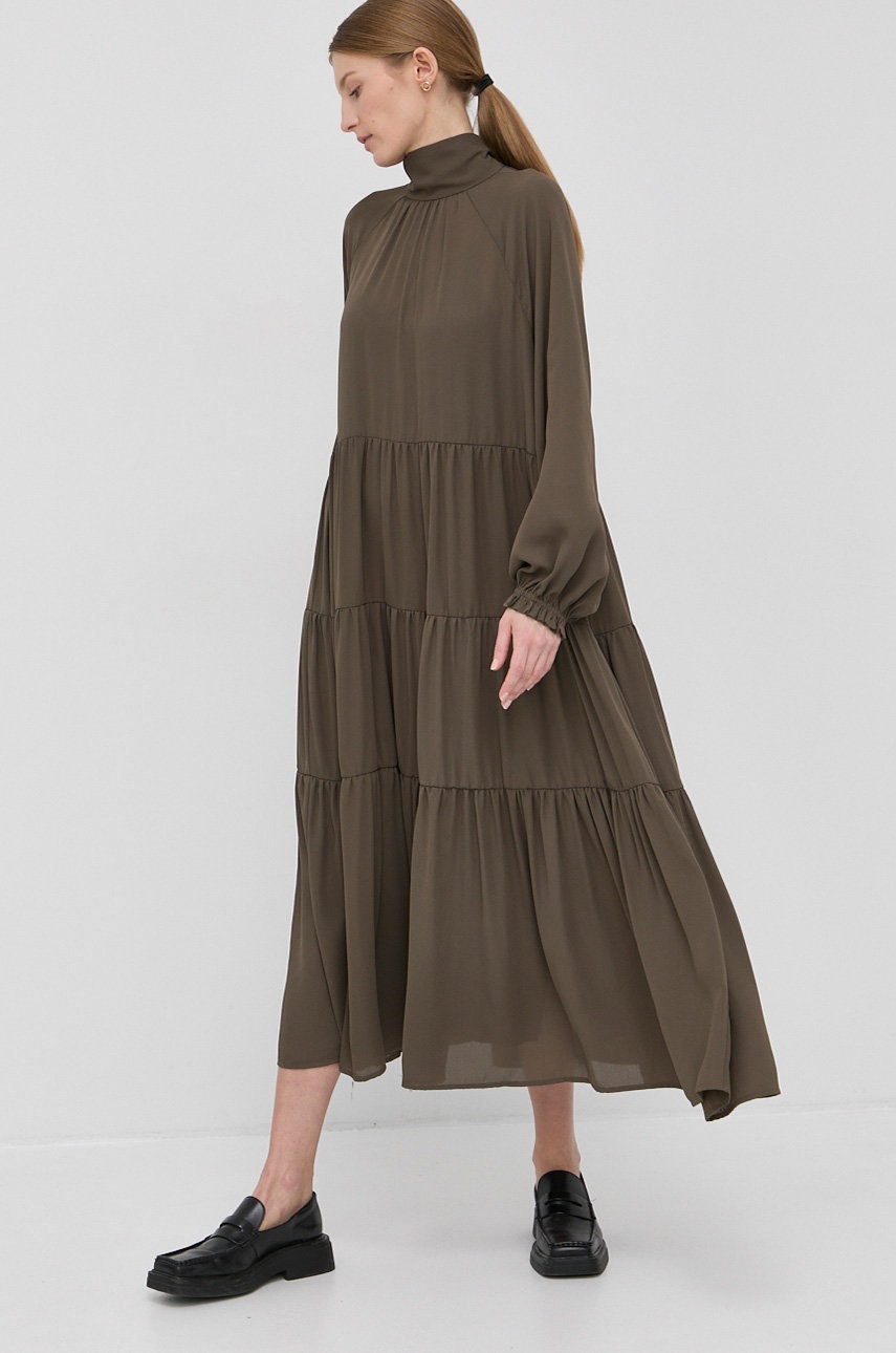 

Сукня Bruuns Bazaar Camilla Eliza колір коричневий midi розкльошена