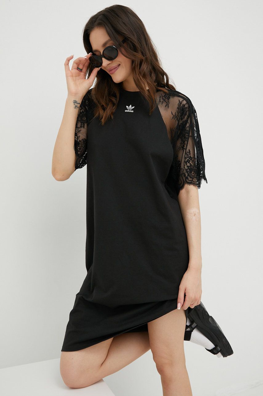 Adidas Originals sukienka Adicolor kolor czarny mini prosta