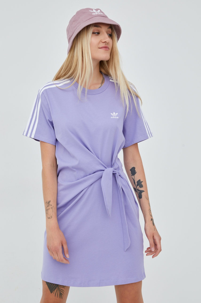 

Хлопковое платье adidas Originals цвет фиолетовый mini прямая