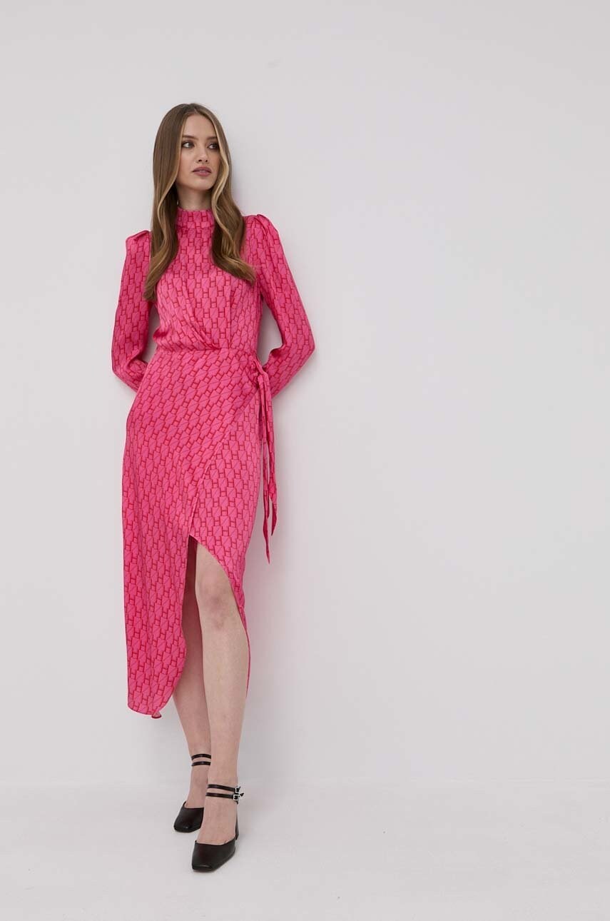 Hugo rochie culoarea roz, maxi, drept