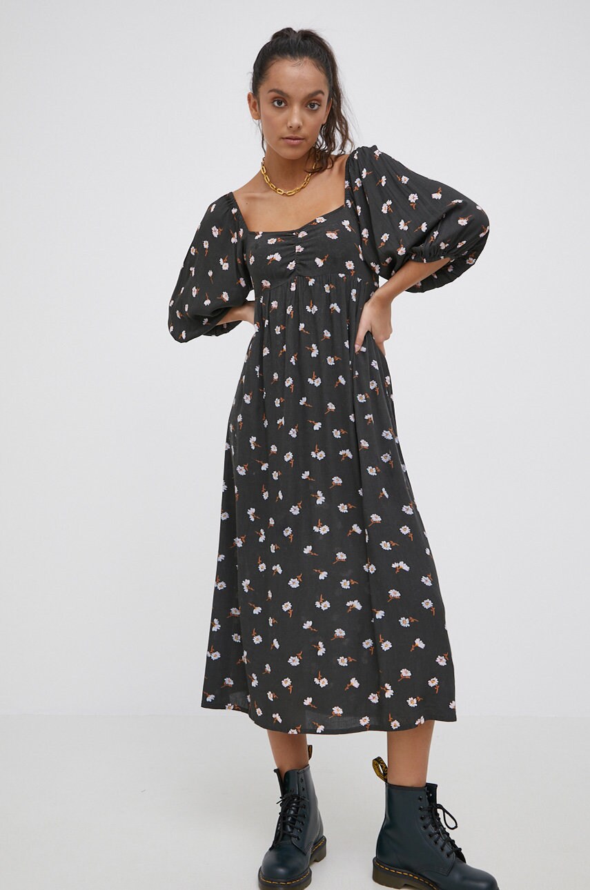Billabong rochie culoarea verde, midi, evazati