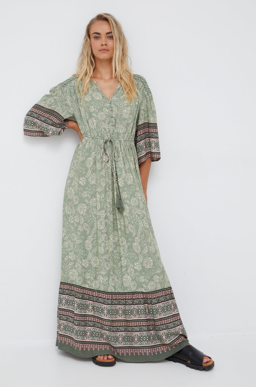 

Платье Vero Moda цвет зелёный maxi расклешённая