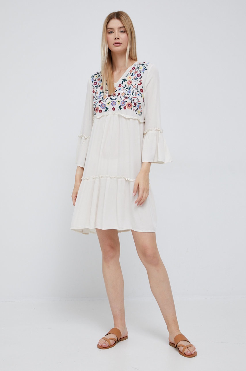 

Платье Vero Moda цвет бежевый mini расклешённая