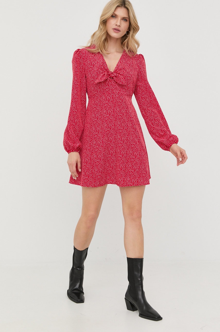 

Сукня Guess колір червоний mini розкльошена