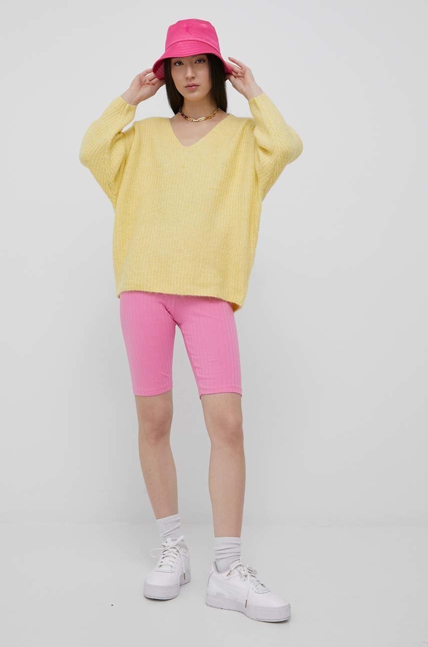 

Свитер Vero Moda женский цвет жёлтый лёгкий