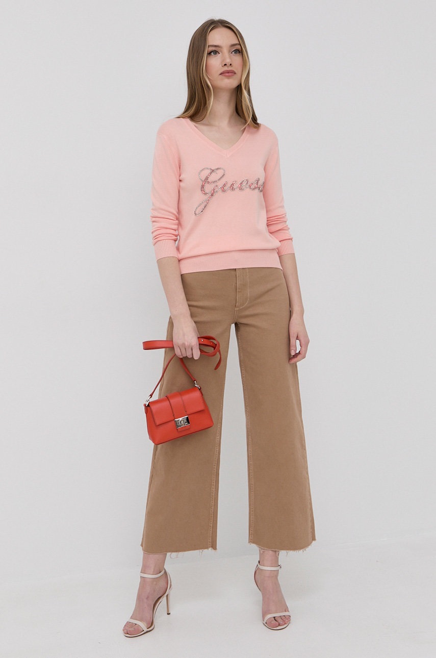 

Свитер Guess женский цвет розовый лёгкий