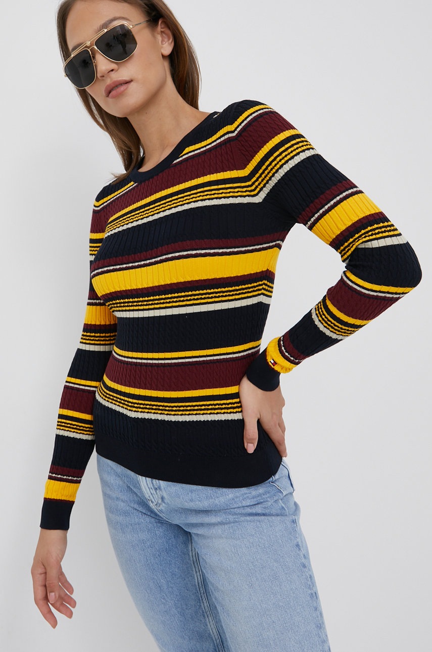 

Пуловер Tommy Hilfiger дамски в жълто от лека материя, Жълт