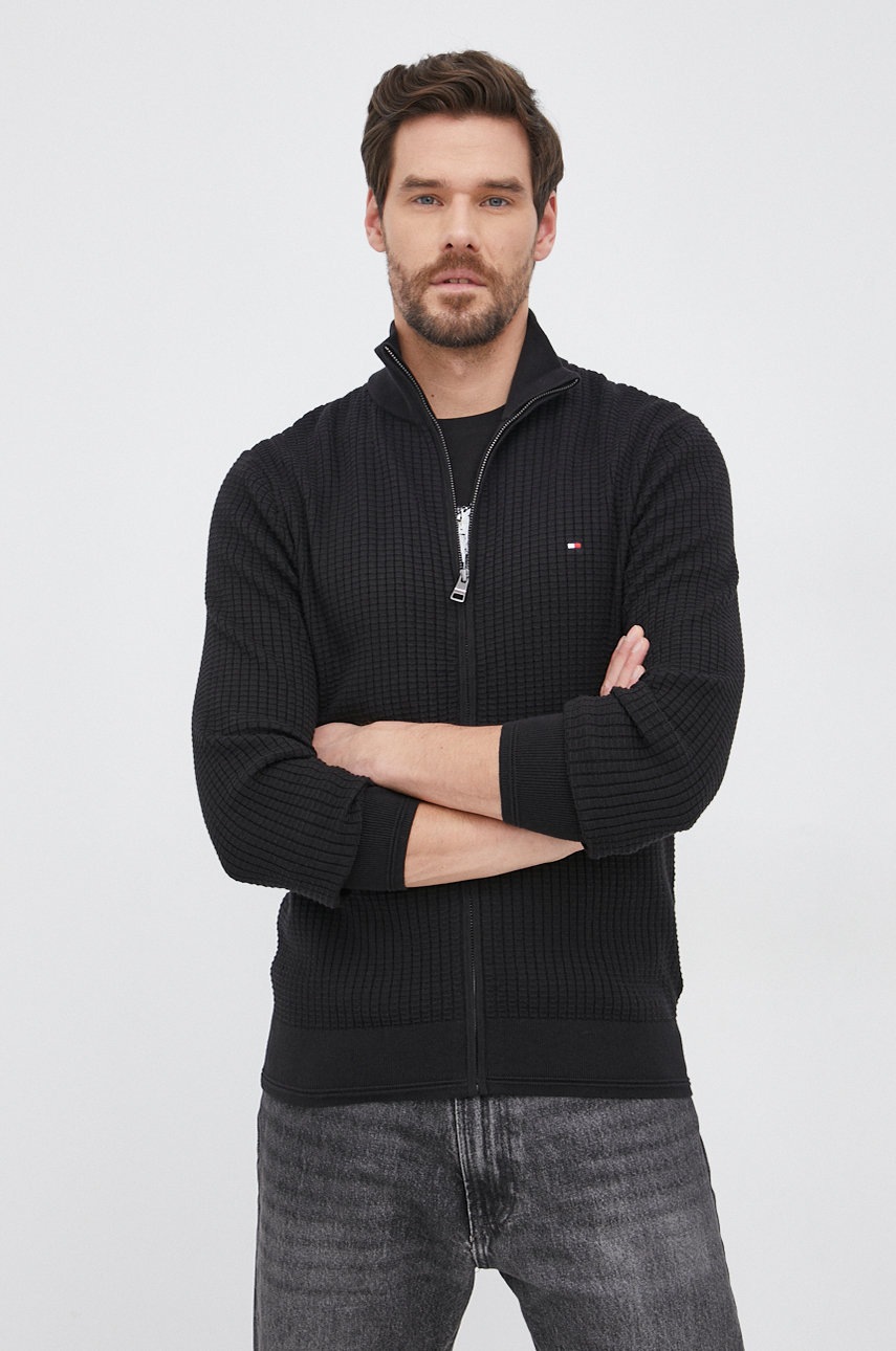 

Памучна жилетка Tommy Hilfiger мъжка в черно, Черен