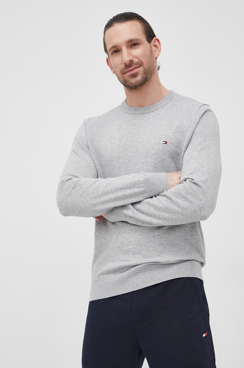 

Пуловер Tommy Hilfiger мъжки в сиво, Сив