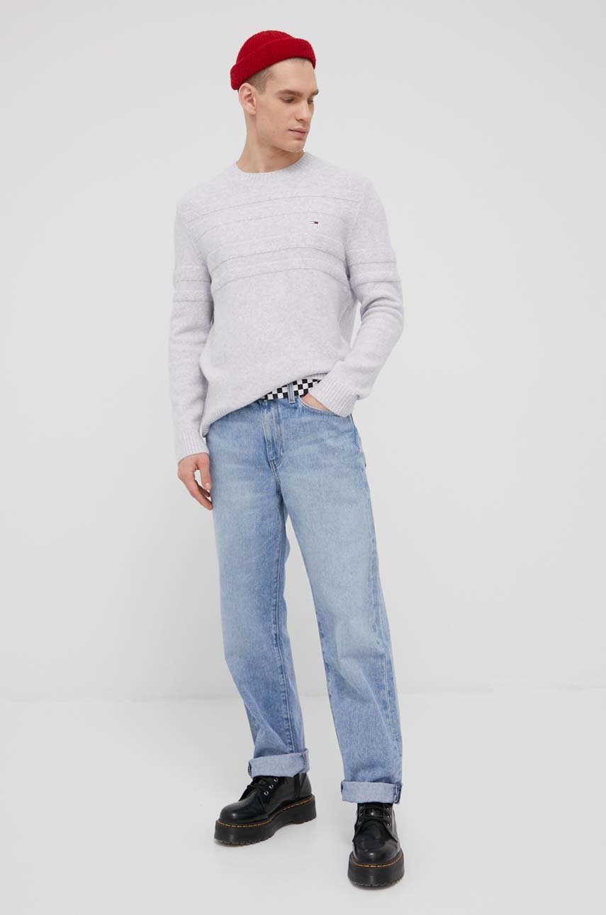 

Светр з домішкою вовни Tommy Jeans чоловічий колір сірий теплий