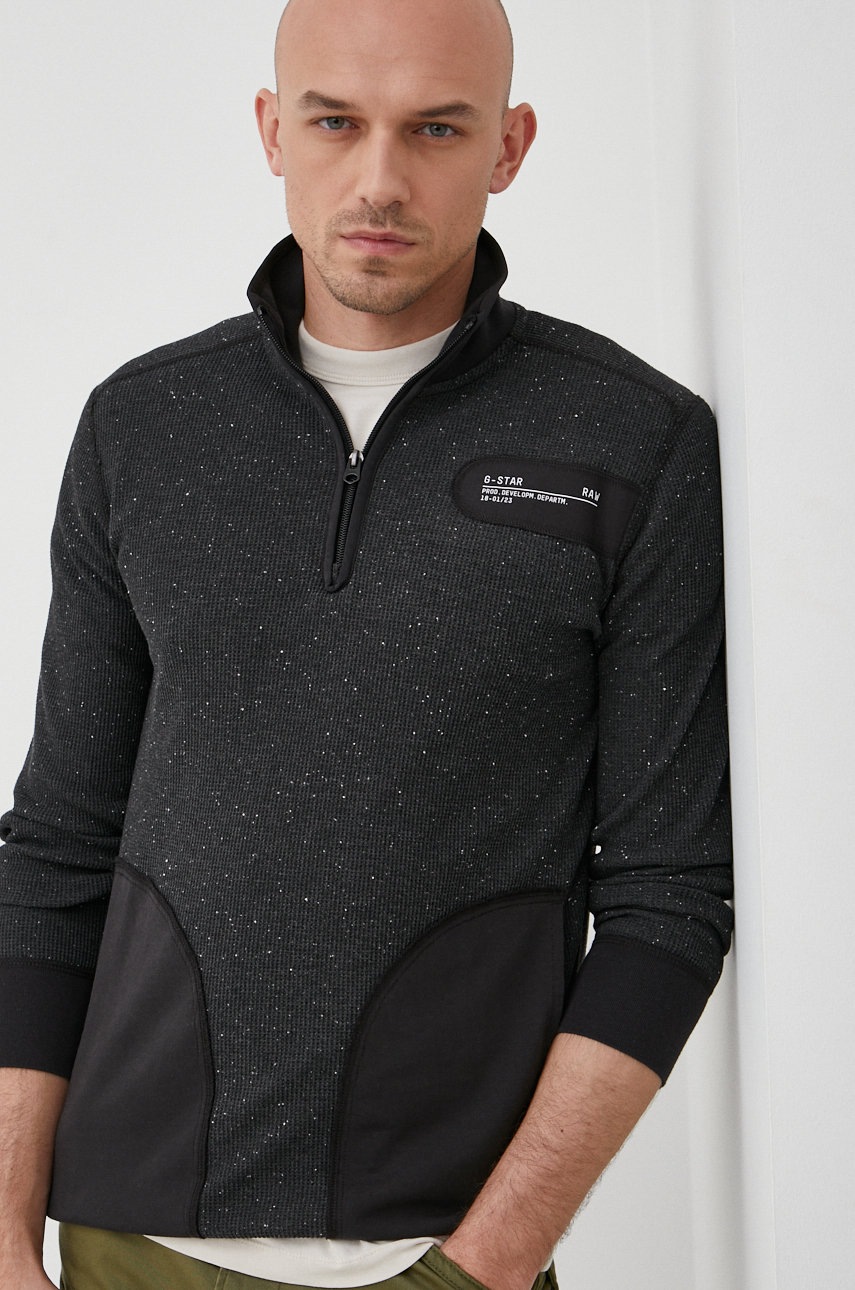 

Пуловер G-Star Raw мъжки в черно от лека материя с широко поло, Черен