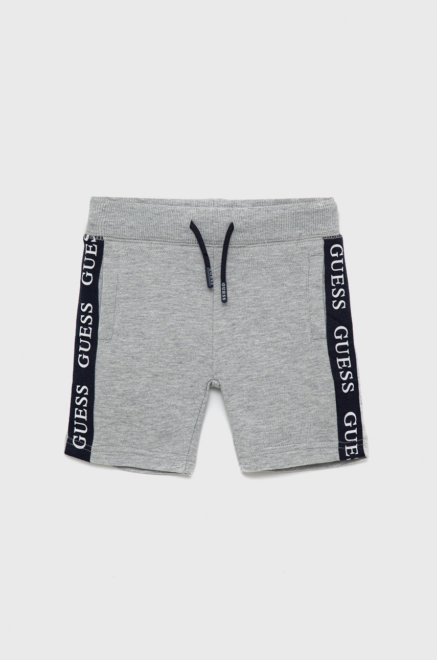

Guess - Детски къси панталони, Сив