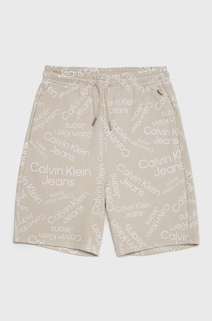 

Детски памучен къс панталон Calvin Klein Jeans в бежово, Бежов