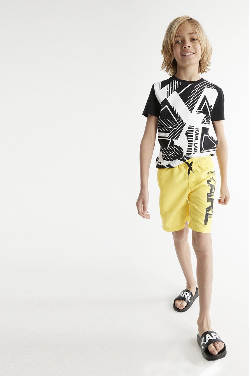 Dětské plavkové šortky Karl Lagerfeld žlutá barva, s potiskem - žlutá -  100 % Polyester