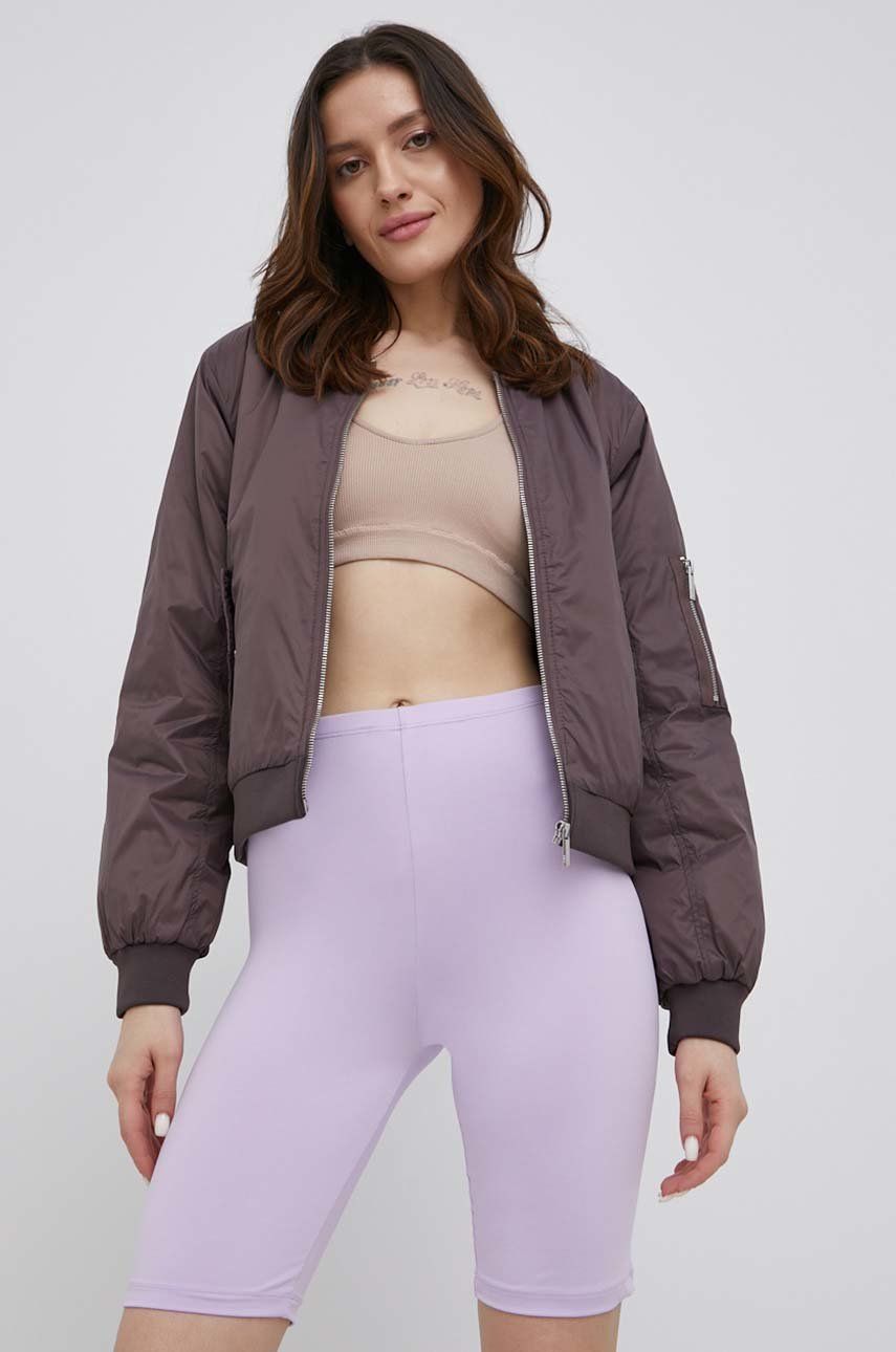 Pieces pantaloni scurti femei, culoarea violet, neted, medium waist