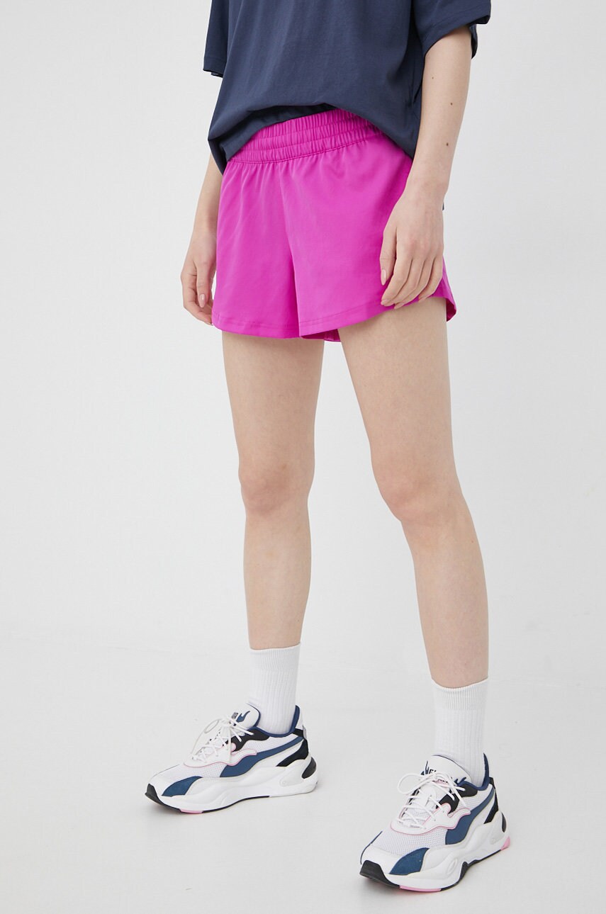 Puma pantaloni scurți de antrenament 520488 femei, culoarea roz, neted, medium waist