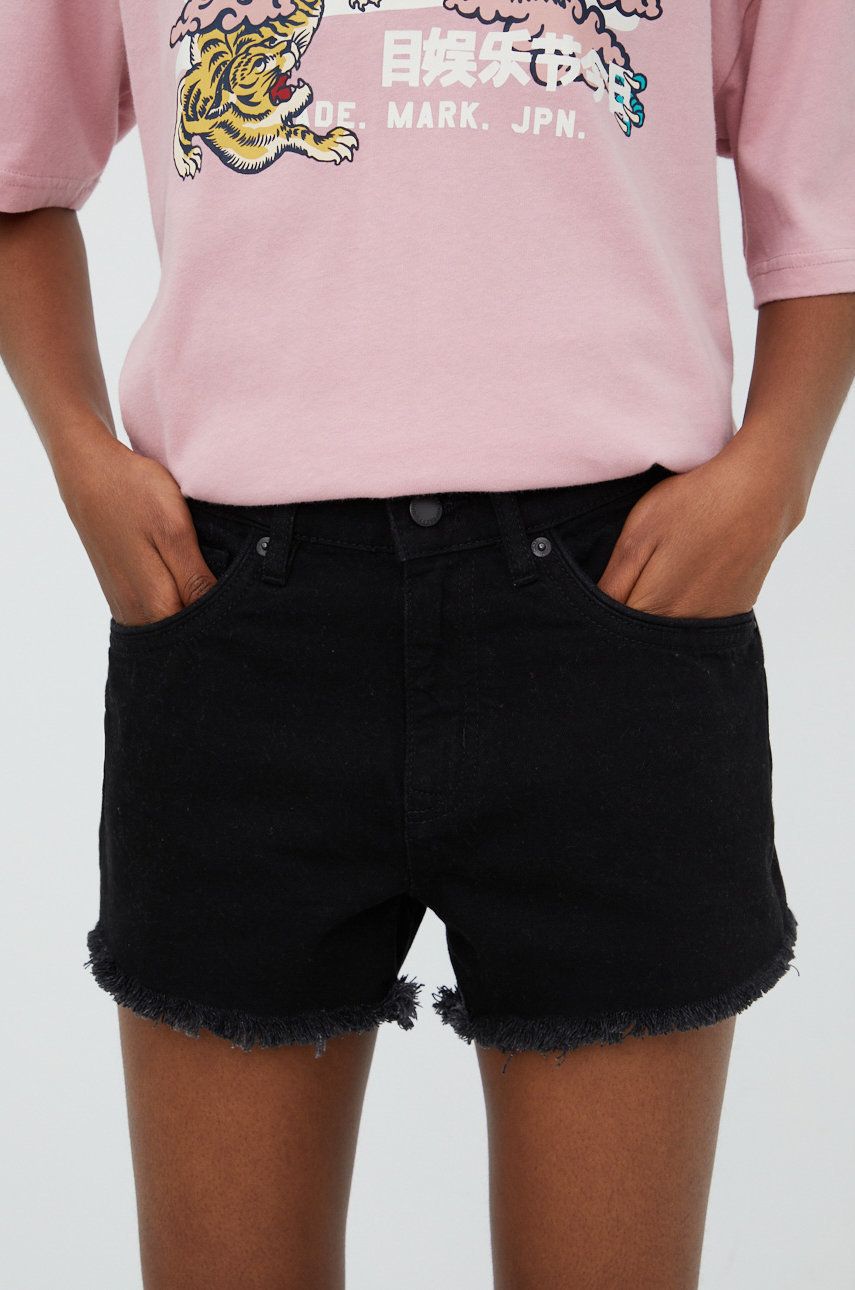 E-shop Džínové šortky Superdry dámské, černá barva, hladké, high waist
