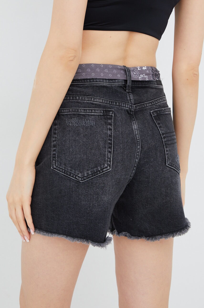 Traper kratke hlače Superdry za žene, boja: siva, glatki materijal, srednje visoki struk