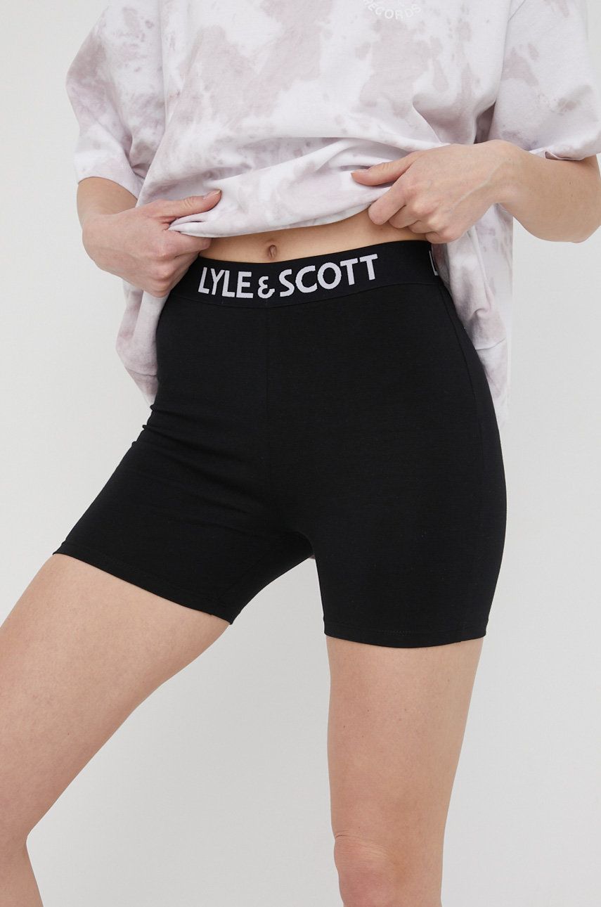 Lyle & Scott pantaloni scurti femei, culoarea negru, neted, medium waist 2023 ❤️ Pret Super answear imagine noua 2022
