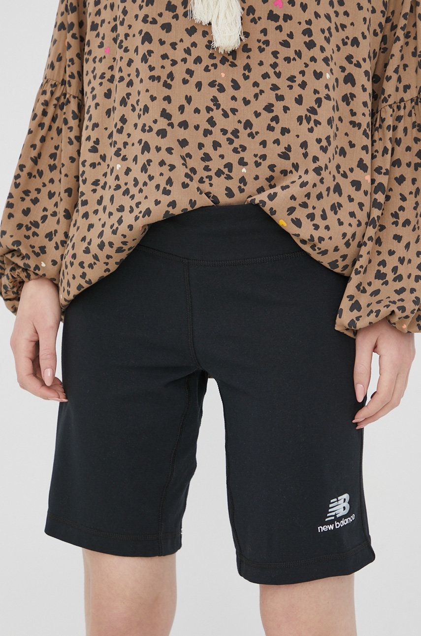 New Balance pantaloni scurti US21501BK femei, culoarea negru, neted, high waist answear imagine noua