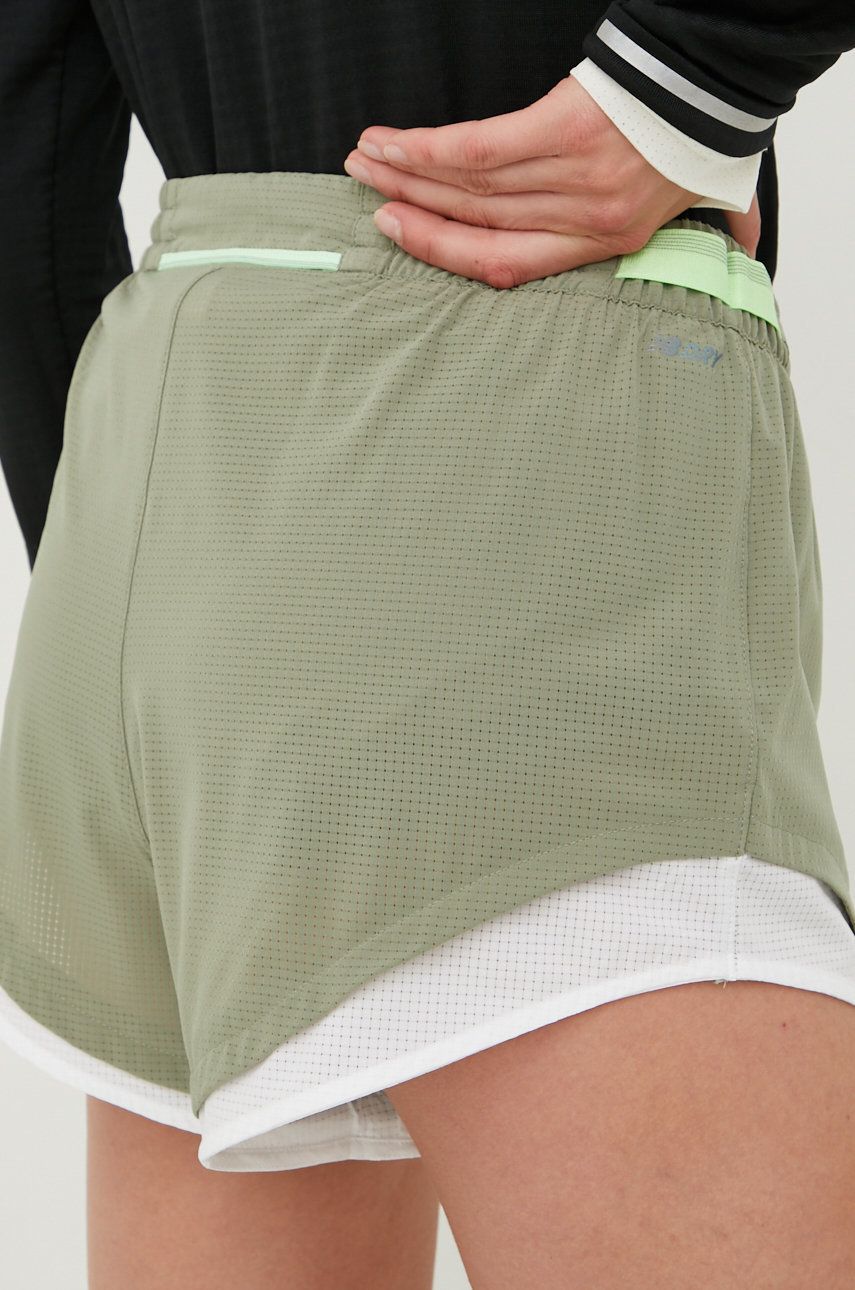 New Balance Pantaloni Scurți De Alergare Q Speed Fuel Femei, Culoarea Verde, Cu Imprimeu, Medium Waist