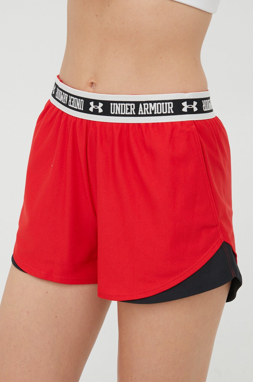 Under armour pantaloni scurți de antrenament play up 3.0 1371375 femei, culoarea rosu, modelator, medium waist