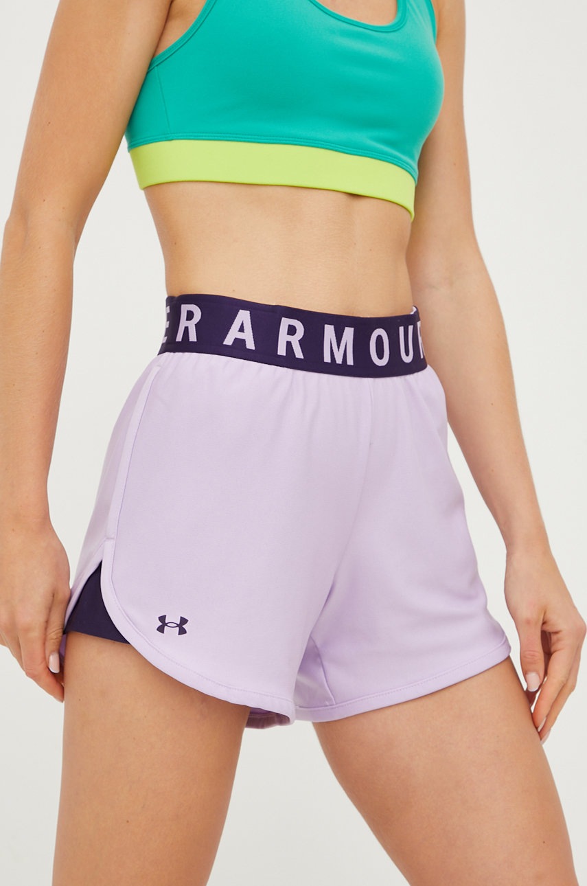 

Къс панталон за трениране Under Armour Play Up 1355791 в лилаво с принт със стандартна талия, Виолетов
