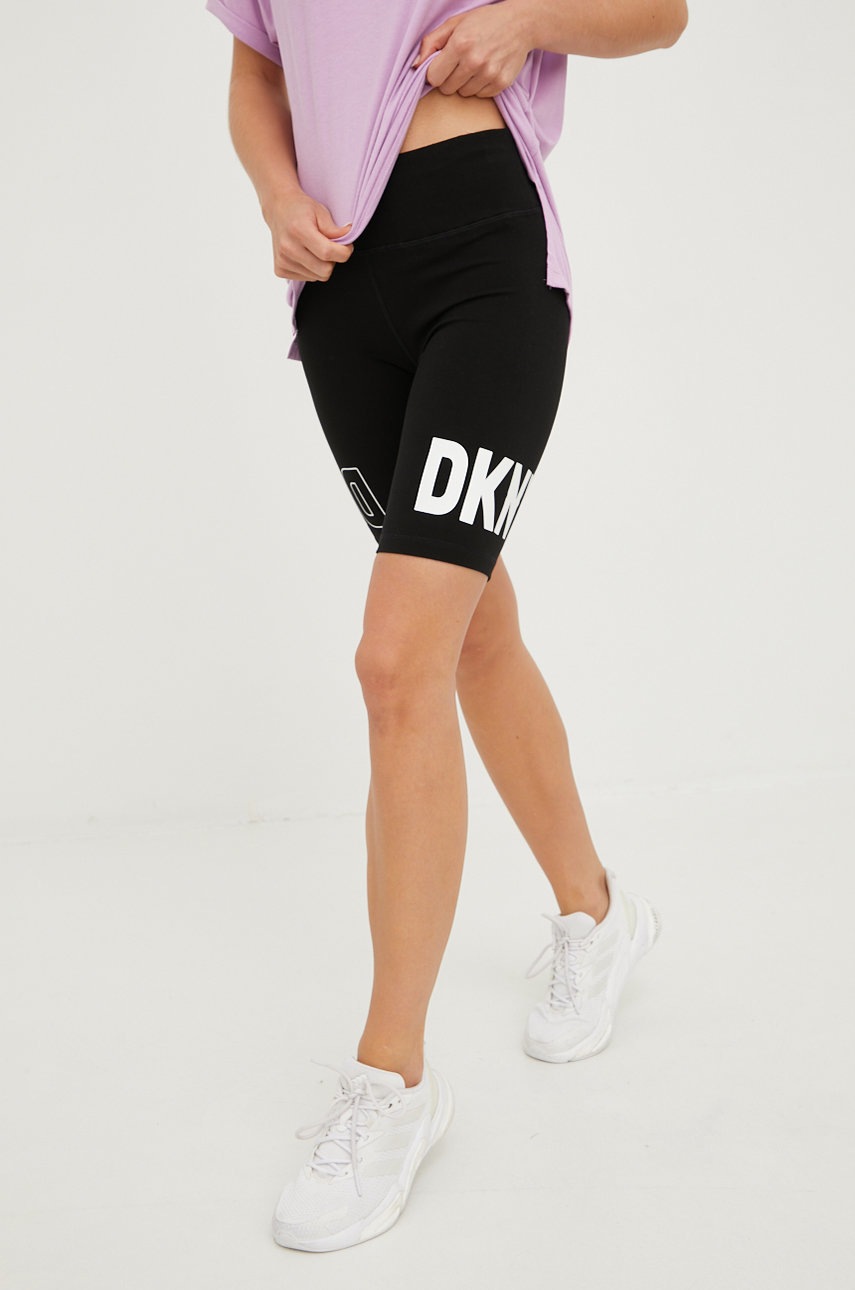 

Къси панталони Dkny в черно с принт с висока талия, Черен