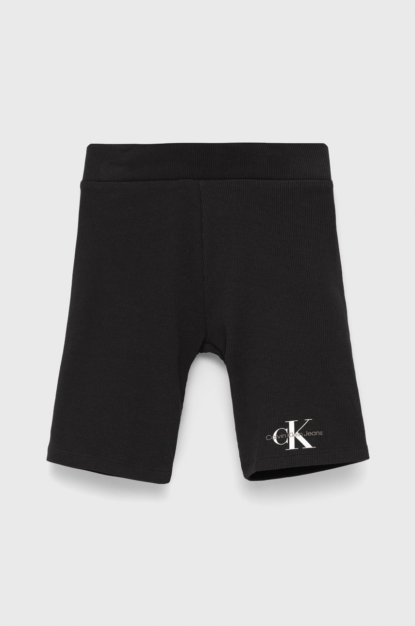 

Детски къси панталони Calvin Klein Jeans в черно с принт, Черен